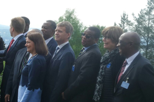 Ministro Oldemiro Baloi, em Oslo, Noruega, com os seus homólogos de África e Países Nórdicos