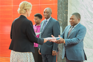 Presidente Nyusi a receber cartas credenciais da Embaixadora de Noruega, Anne Dale