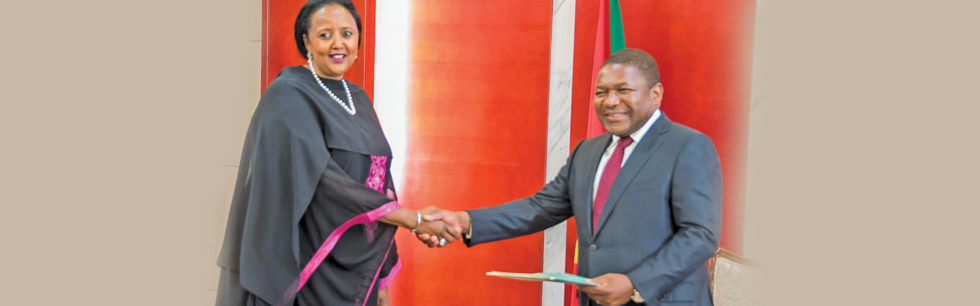 Presidente Nyusi recebe candidatura da Ministra dos Negócios Estrangeiros Queniana, Amina Mohamed