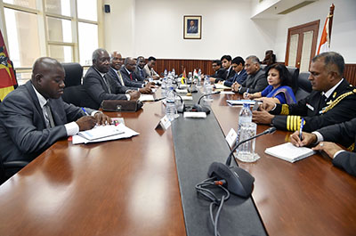 Ministro Pacheco em conversações bilaterais com o Ministro de Estado das Relações Exteriores da Índia