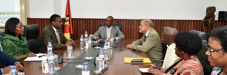 Ministro José Pacheco no encontro com a Missão de Observação das Eleições da CPLP