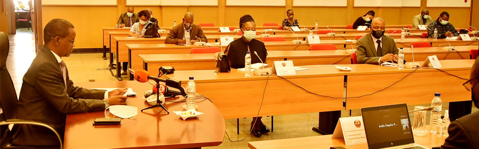 Vice-Ministro Manuel Gonçalves ao proceder a abertura do Conselho Consultivo das Comunidades Moçambicanas no Exterior, realizado por vídeo-conferência