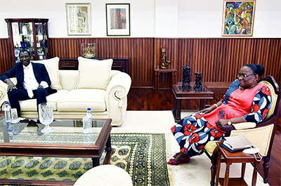 Ministra Verónica Macamo na audiencia com Director Regional para África da UN-Habitat, Oumar Sylla