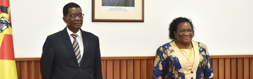 Ministra Verónica Macamo na audiência de cortesia que concedeu ao Representante Especial da Missão da Força de Estado de Alerta da SADC para Moçambique