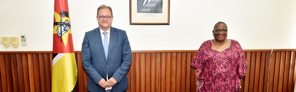 Ministra Verónica Macamo na apresentação das Cartas Credenciais do novo Representante da OMS em Moçambique