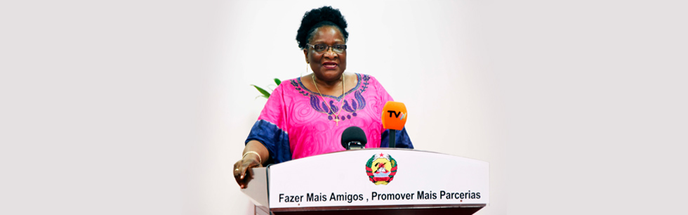 Ministra Verónica Macamo a conceder conferência de imprensa sobre a situação da Ucrânia