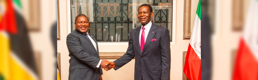 Presidentes Filipe Nyusi e Teodoro Obiang após as conversações oficiais em Malabo