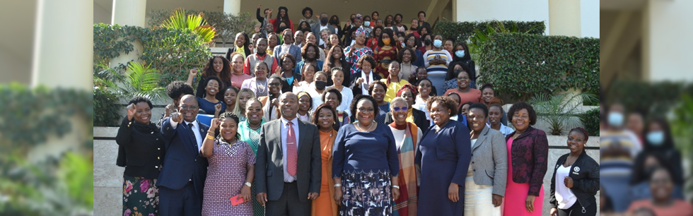 A Ministra dos Negócios Estrangeiros e Cooperação Verónica Nataniel Macamo Dlhovo defendeu maior participação da Mulher nas acções de mediação de conflitos