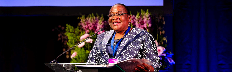 Ministra Verónica Macamo discursa em Oslo, na Conferência sobre a Protecção de Criança em Situação de Conflito Armado