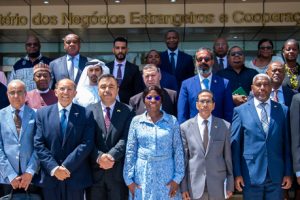 Ministra Lucas com Embaixadores africanos e medio oriente