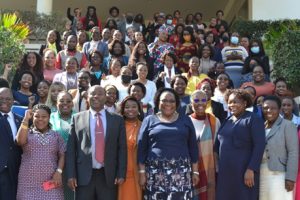 A Ministra dos Negócios Estrangeiros e Cooperação Verónica Nataniel Macamo Dlhovo defendeu maior participação da Mulher nas acções de mediação de conflitos