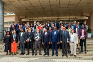 Foto família da Reunião Técnica de Cooperação Económica Moçambique- Japão