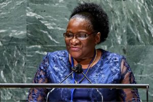 Foto de arquivo da Ministra Verónica Macamo a discursar na sede das Nações Unidas
