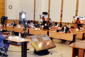 Ministra Verónica Macamo ao inaugurar o primeiro ciclo de debates sobre a política da diáspora moçambicana