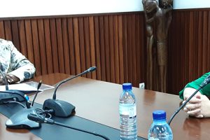 Ministra Verónica Macamo conversa com a Chefe da Delegação do Parlamento Nathalie Loiseau que visitou Moçambique