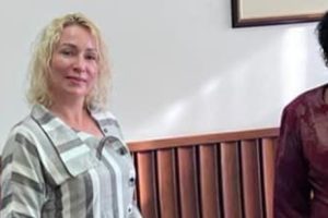 Ministra Verónica Macamo na audiência que concedeu à Embaixadora da Ucrânia em Moçambique Liubov Abrivitova