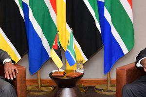 Presidente Filipe Nyusi no encontro com o seu homólogo sul africano Ciryl Ramaphosa em Pretória