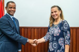 Vice Ministro Manuel Gonçalves na audiência com a Vice Ministra das Relações Externas da Alemanhã Katja Keul