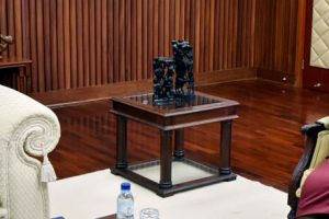 Ministra Verónica Macamo na audiência que concedeu ao Secretário de Estado dos Negócios Estrangeiros e Cooperação de Portugal, Francisco André