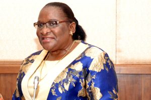 Ministra Verónica Macamo