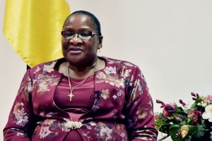 Ministra Verónica Macamo na gravação da mensagem de felicitação à União Europeia