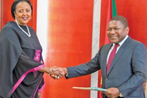 Presidente Nyusi recebe candidatura da Ministra dos Negócios Estrangeiros Queniana, Amina Mohamed