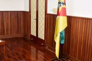 Ministra Verónica Macamo na cerimónia de apresentação das Cartas Credenciais do novo Representante do BAD em Moçambique, Cesar Augusto Mba Abogo