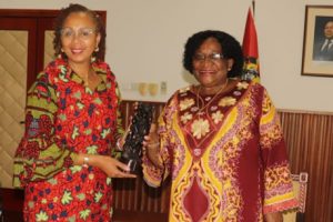 Situação do HIV em Moçambique, tema da conversa entra a Ministra Macamo e a Directora Regional da ONUSIDA