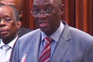 ministro parlamento noticia