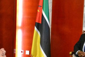 Presidente da Jacinto Nyusi e o Rainha da Bélgica Matilde d´Acoz