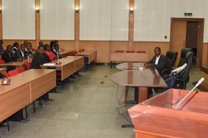 Vice-Ministra Nyeleti Mondlane discursa na sessão de abertura da cerimónia por ocasião do Dia da Internacional da Função Pública